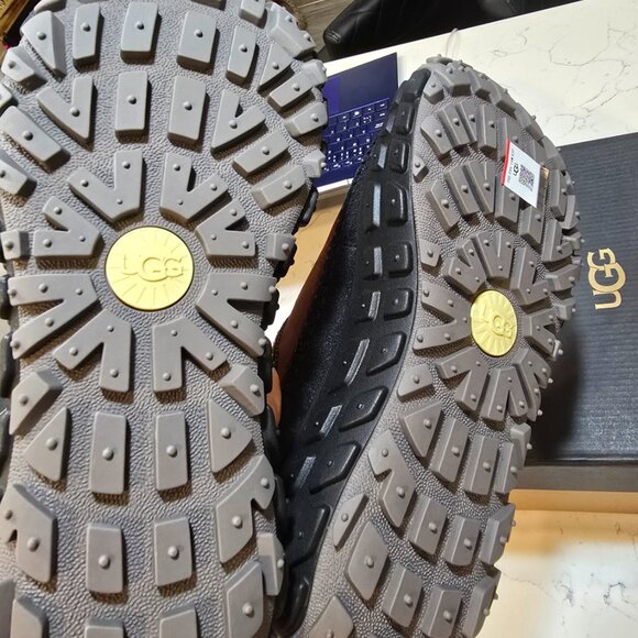 UGG Venture Daze Red Jasper / Black Slipper Shoes 1154530 MENS 10 NEW - Picture 7 of 13